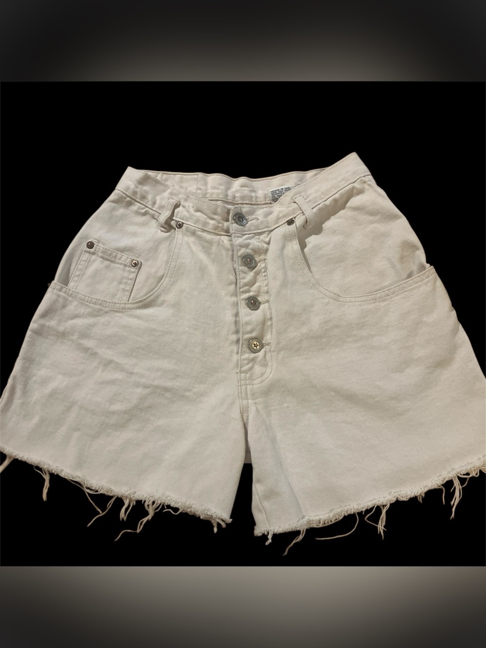 Vintage High-Rise Raw-Hem Women's Shorts in Off-White